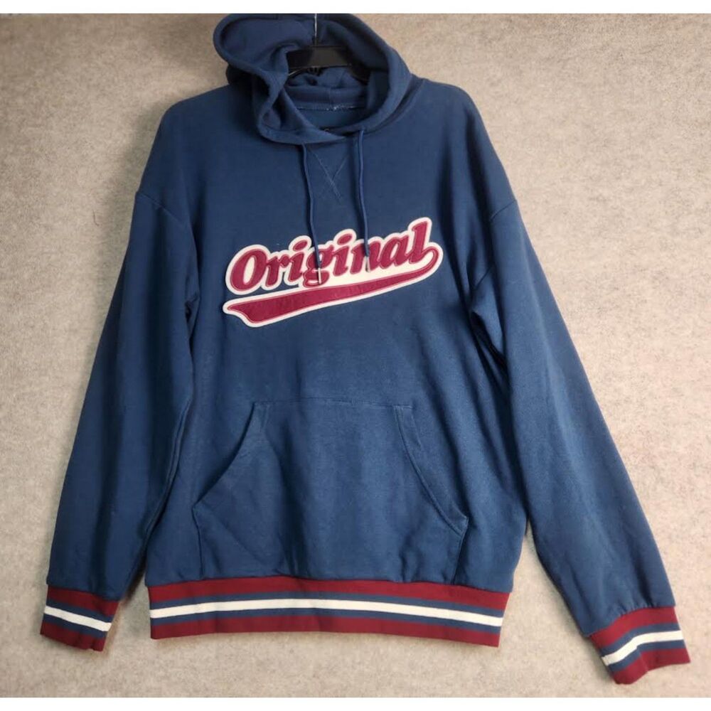 New Original Use Men's Hoodie Size Small Athleisure Skater Y2K